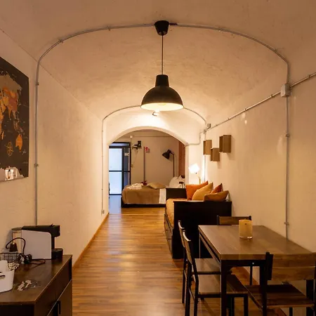 Domus Laura Rione Monti Ρώμη